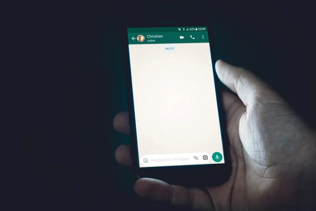 whatsapp privacy Cómo implementar Whatsapp en una empresa (sin morir en el intento)